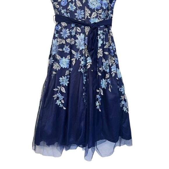 NWT Eliza J | Navy Blue Floral Illusion Neck Embroidered Cocktail Dress 4P - Picture 9 of 13